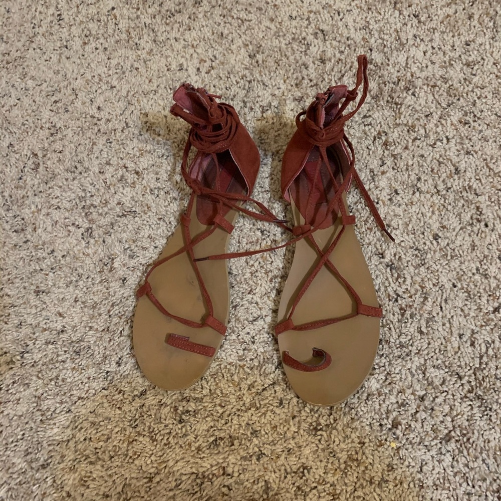 String sandals
